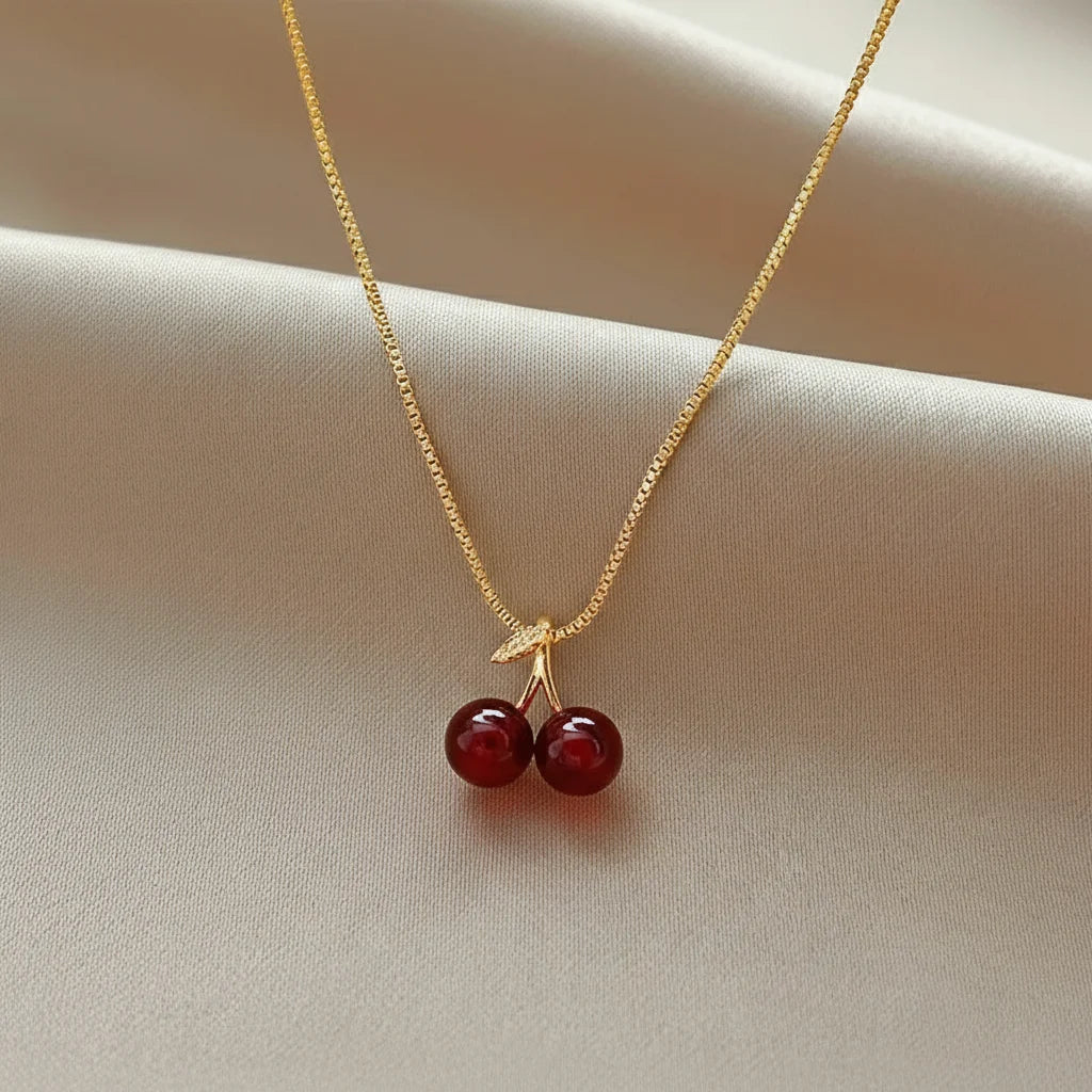 Collier en or pendentif cerises