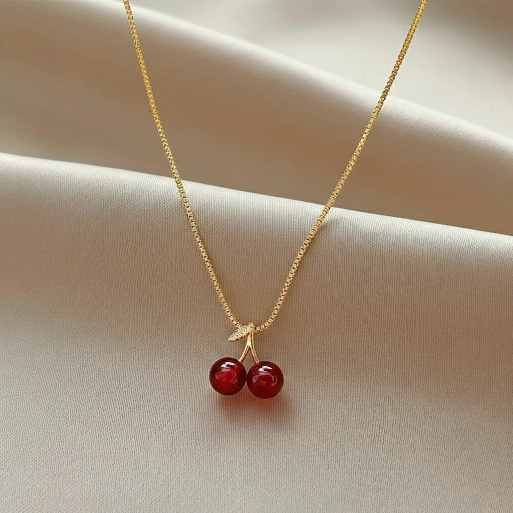 Collier en or pendentif cerises