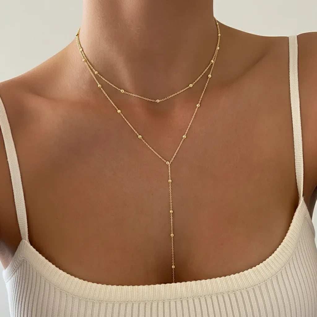 Collier multi-rangs doré avec chaîne à billes et pendentif style cravate - Bijou minimaliste chic