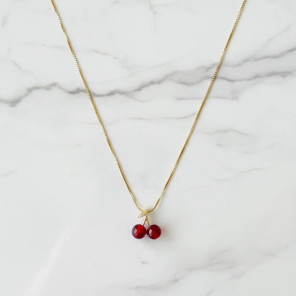 Collier en or pendentif cerises